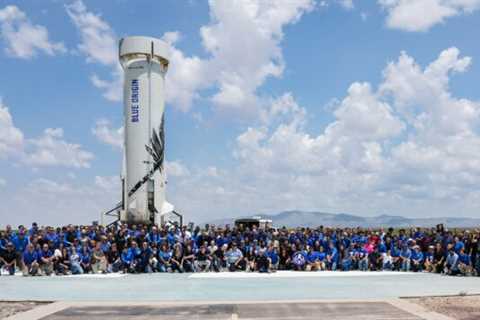 Blue Origin SVP Stephen Bennett will be joining Kepler Communications as the COO after a milestone..