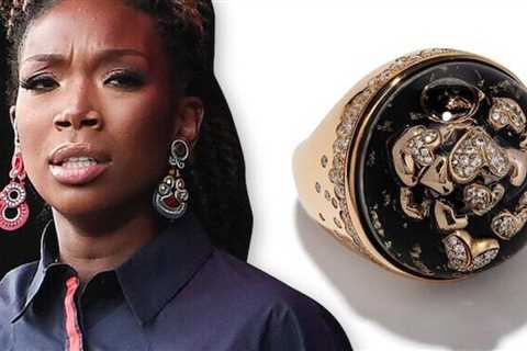 Brandy Sued for $45,000 'Borrowed Ring She Was Supposed to Wear at AMAs'